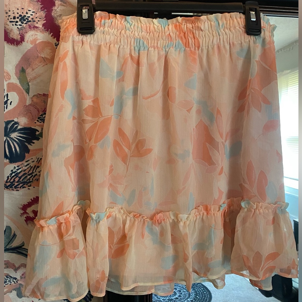 LC Lauren Conrad Flowy Mini Skirt